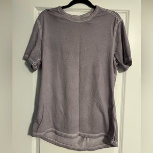 Lululemon men’s size m tee shirt
